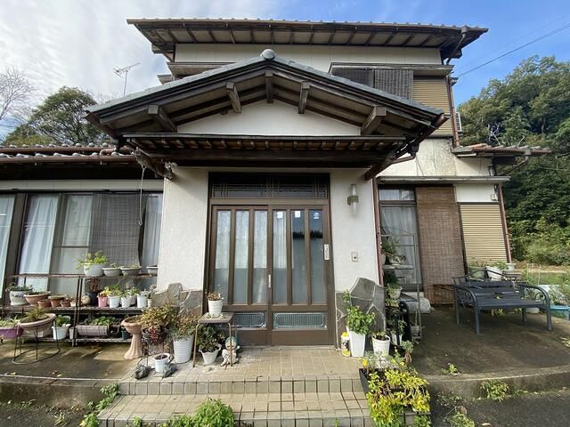 Spacious 6DK House with Kominka on Large Plot in Mobara, Chiba - Thumbnail 2