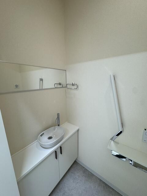 Newly Built Commercial Space for Rent in Aoba Ward, Sendai - Thumbnail 2