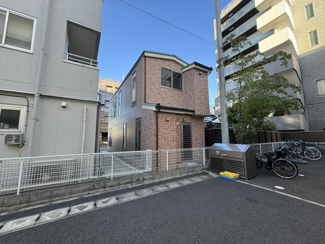 Commercial Property for Rent in Setagaya, Tokyo - 79.32 sqm - Thumbnail 3