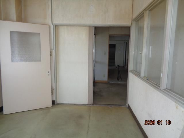 Warehouse for Rent in Hirosaki, Aomori - 428 sqm Steel Structure - Thumbnail 2