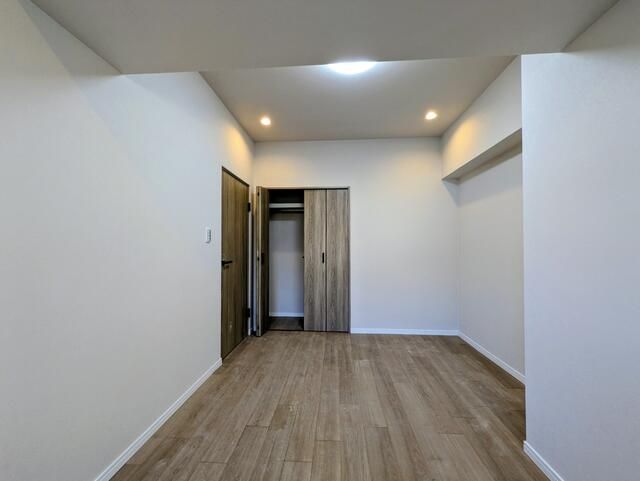 Renovated 3LDK Apartment in Sapporo Toyohira Ward 78.68m² - Thumbnail 4