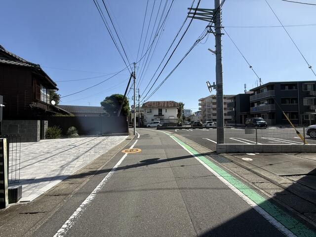 4LDK House for Sale in Takasaki, Gunma with Parking for 3 Cars - Thumbnail 2