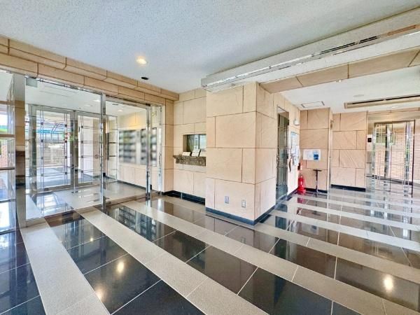 3LDK Apartment for Sale in Katsushika, Tokyo - 68.07 sqm - Thumbnail 4