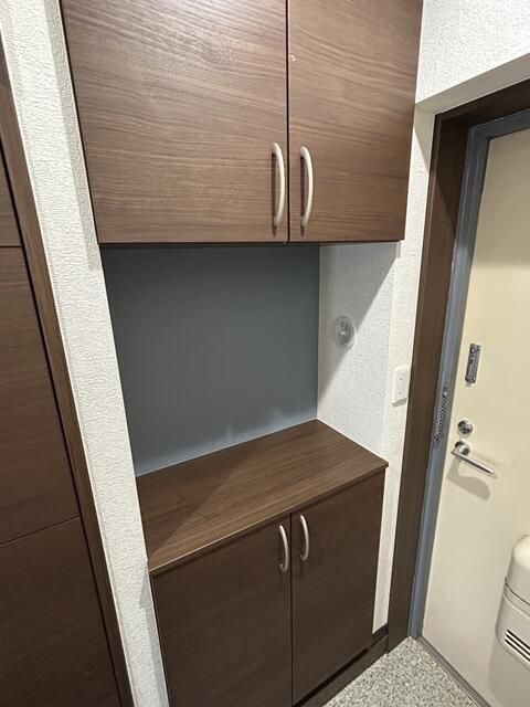 Fully Renovated 2LDK Apartment for Rent in Warabi, Saitama - Thumbnail 2