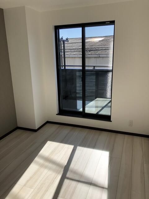 3LDK Used House in Adachi, Tokyo - 77.16 sqm - Thumbnail 3