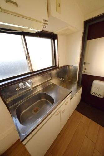 1R Apartment for Rent near Koigakubo Station, Kokubunji - Thumbnail 2
