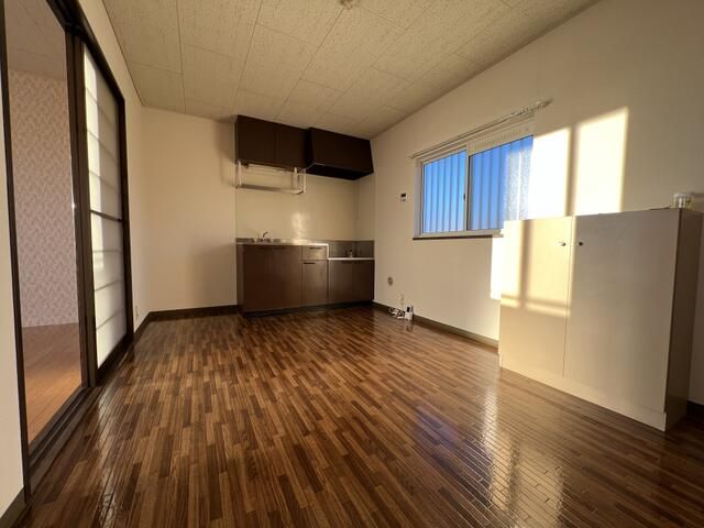 Belmeson Natsume 2DK Apartment for Rent in Fuefuki, Yamanashi - Thumbnail 3