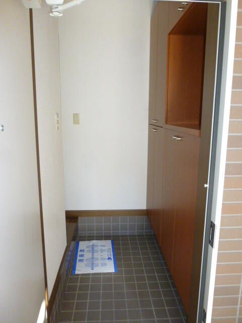 2DK Apartment for Rent in Iwaki, Fukushima - 49.66 sqm - Thumbnail 3