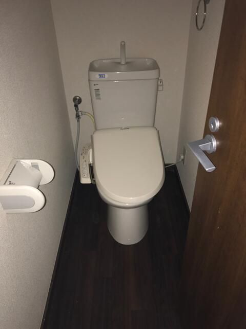 2LDK Terrace House for Rent in Zushi, Kanagawa - Thumbnail 4