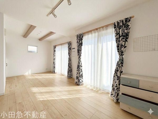 2LDK Detached House for Sale in Ayase City, Kanagawa - Thumbnail 2