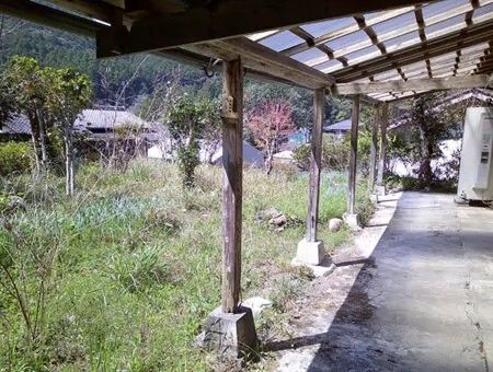 Sunny Single-Story Home Near Kumano Kodo, Wakayama - Thumbnail 3
