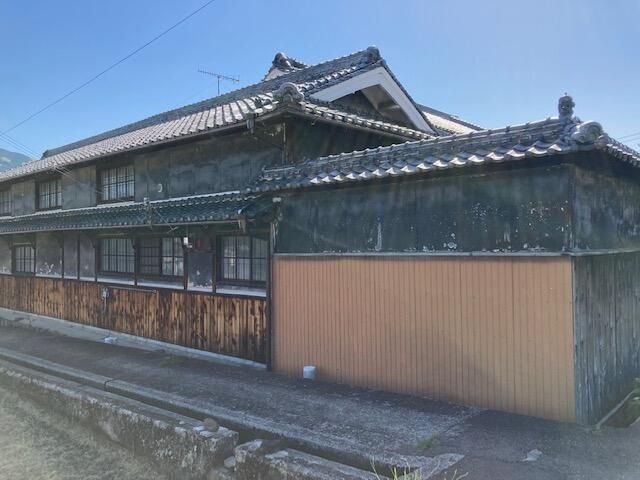 1927 Traditional House in Wakayama with 905㎡ Land - Image 1