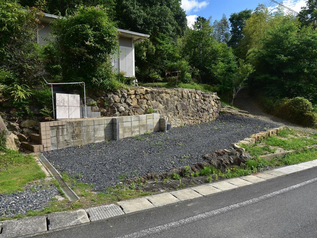 2002-Built 2SLDK House on 463sqm Land in Mimasaka, Okayama - Image 11