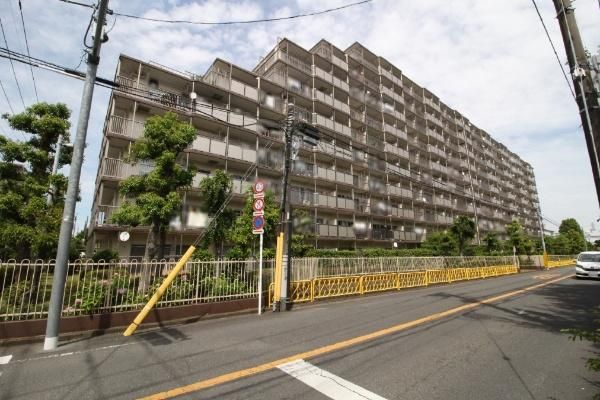 3DK Apartment for Sale in Akishima, Tokyo – 61.6m² - Thumbnail 2