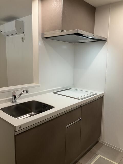New 1DK Apartment for Rent in Ikebukuro, Tokyo - Thumbnail 3