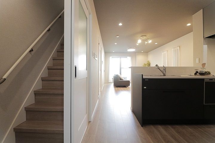 4LDK Detached House for Sale in Higashinari, Osaka - Thumbnail 3