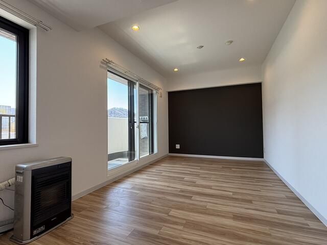 2LDK Apartment for Sale in Chuo-ku, Sapporo – 64.82m² - Thumbnail 4