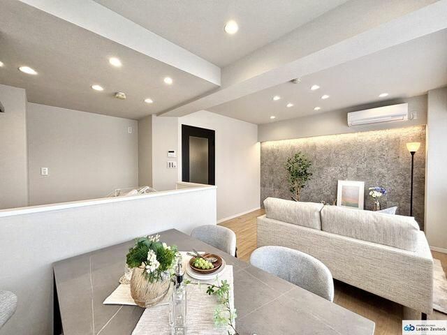 3LDK Apartment for Sale in Kunitachi, Tokyo - 69.62 sqm - Thumbnail 2