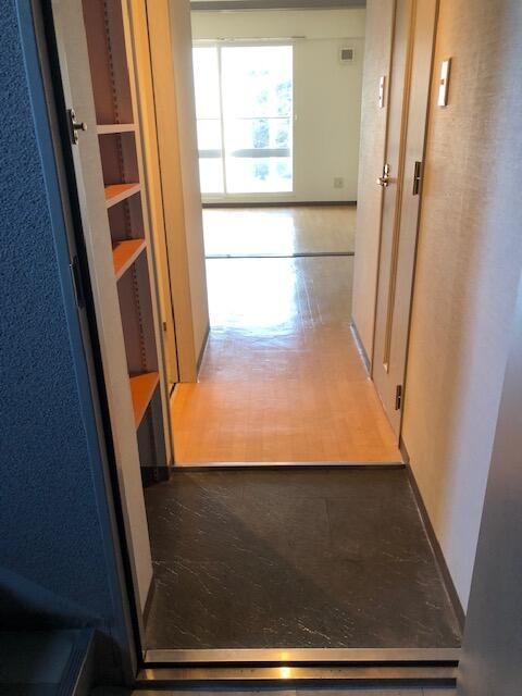 Y-FLAT Designer 1DK Apartment for Rent in Central Sapporo - Thumbnail 4