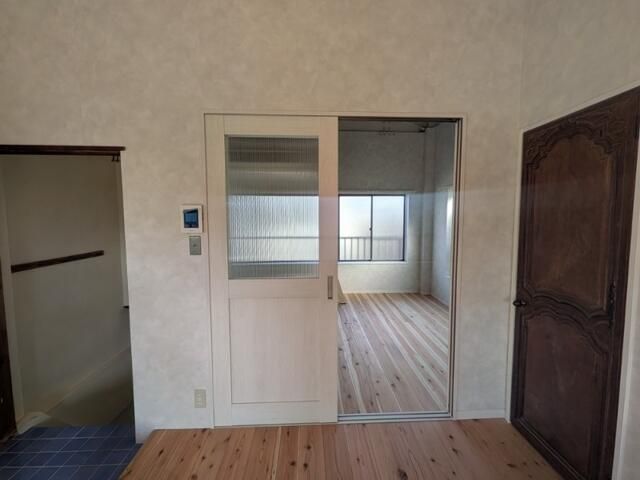 1LDK Garage House for Rent in Nerima, Tokyo - Thumbnail 3