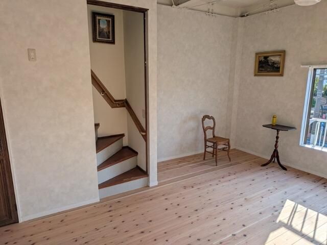 1LDK Garage House for Rent in Nerima, Tokyo - Thumbnail 2