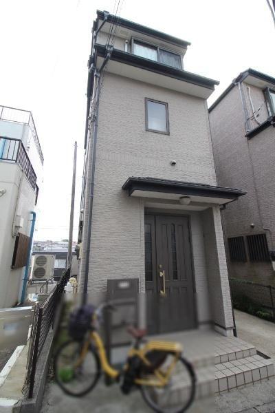 4LDK Detached House for Sale in Higashinagaya, Yokohama — Image 7, Konan, Kanagawa