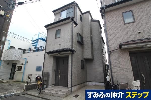 4LDK Detached House for Sale in Higashinagaya, Yokohama - Thumbnail 3