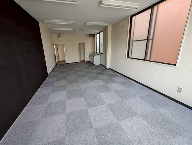 Commercial Space for Rent in Abiko, Chiba - 42.70 sqm - Thumbnail 2