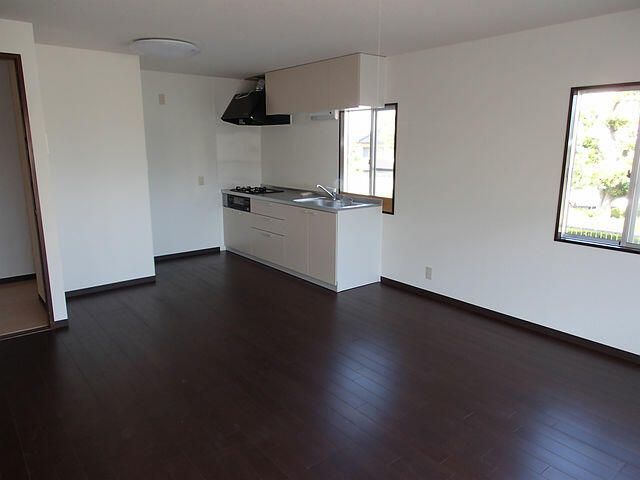 Soleil Mikuni 3LDK Apartment for Rent in Sakai City, Fukui - Thumbnail 2