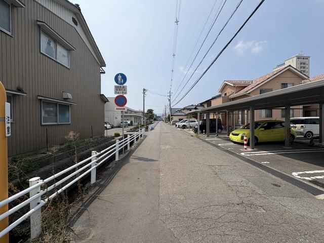 Land for Sale in Koyo, Fukui City - 189.44 sqm Plot - Thumbnail 4