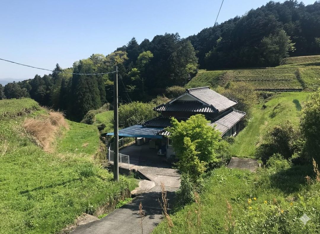 5DK Detached House for Sale in Tsuyama, Okayama with Large Land - Main Image