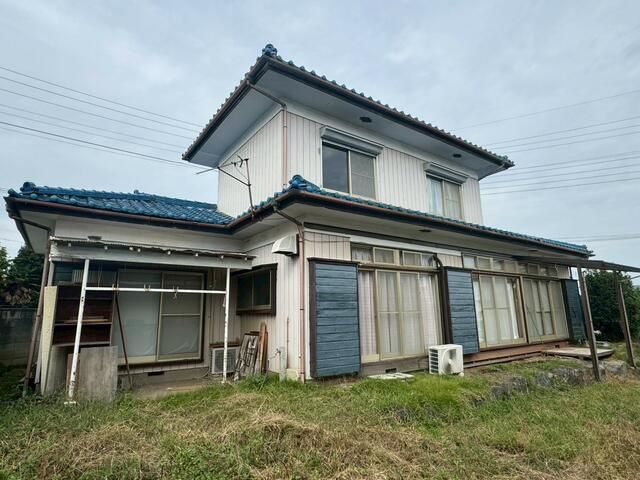 Spacious 4DK Corner Lot House for Sale in Takasaki, Gunma - Thumbnail 2