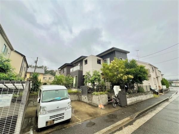 4LDK House for Sale in Ayase, Kanagawa - 99.36㎡ Living Space - Thumbnail 3