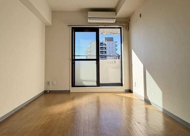 1K Apartment for Rent in Shinagawa, Tokyo - 78,000 Yen - Thumbnail 2