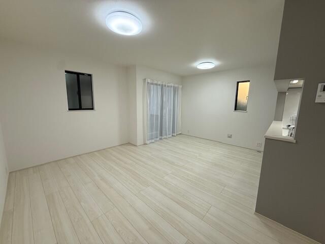 New 2025 3LDK House in Kobe Tarumi Ward with Parking - Thumbnail 2