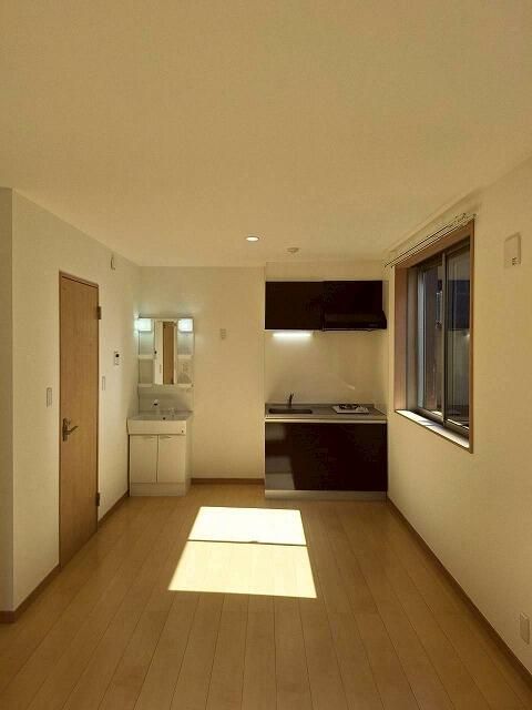 28.27 sqm Apartment for Rent in Hino City, Tokyo - Thumbnail 3