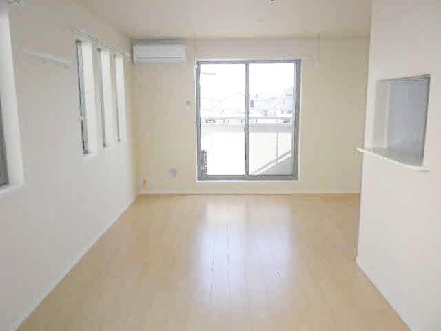 1LDK Apartment for Rent in Saitama Minami Ward - Thumbnail 4