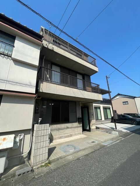 5LDK House for Sale with Rental Income in Gifu City - Main Image