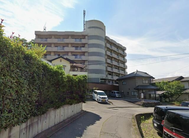 Ueda Gobankan Apartment Building for Sale in Nagano - Thumbnail 3