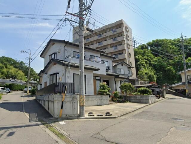 Ueda Gobankan Apartment Building for Sale in Nagano - Thumbnail 2