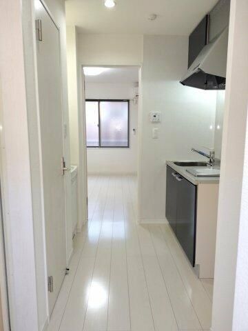 TY Higashimatsuyama 1K Apartment for Rent in Saitama - Thumbnail 4