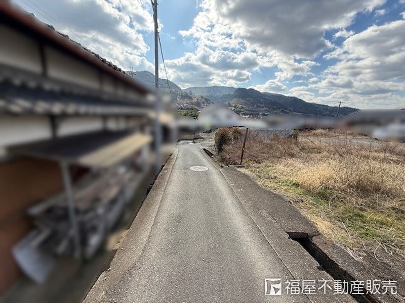 Land for Sale in Kawase, Hashimoto, Wakayama - 1050 sqm Plot - Thumbnail 2