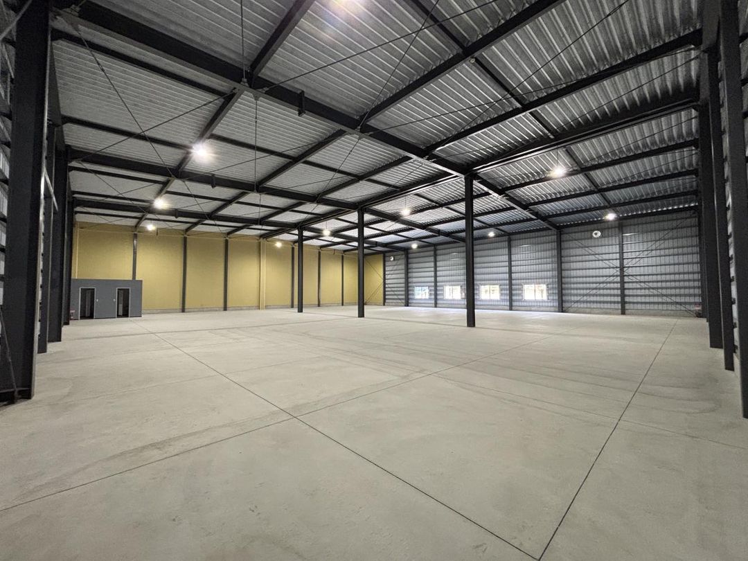 Warehouse with Land for Sale in Isezaki, Gunma - Thumbnail 2