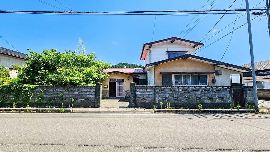 Traditional 8K House in Yurihonjo with Large Garden - Main Image