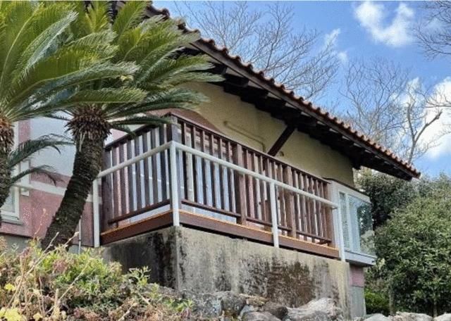 Detached House for Sale in Futo, Ito City, Shizuoka - Image 1
