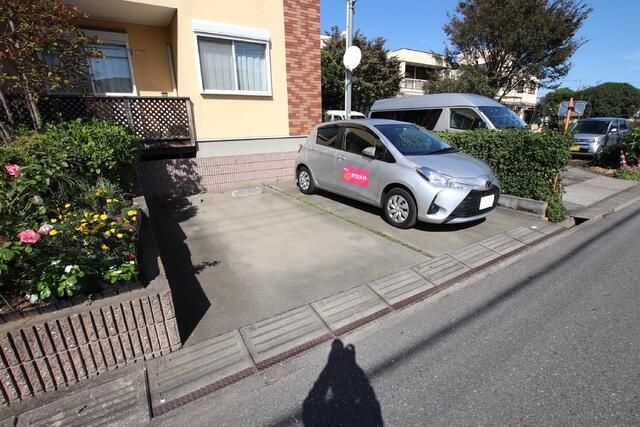 2LDK Apartment for Rent in Kuki City, Saitama - Rose Garden - Thumbnail 2