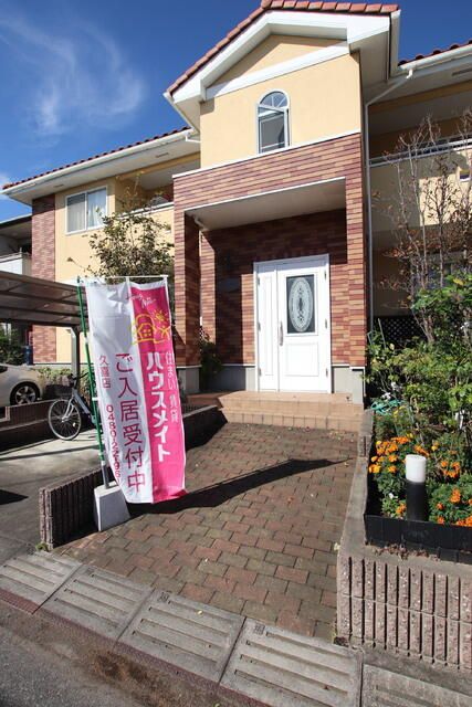 2LDK Apartment for Rent in Kuki City, Saitama - Rose Garden - Thumbnail 3