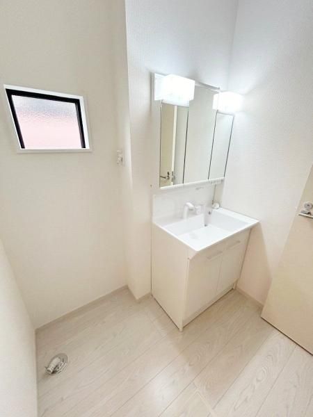 New 4LDK Detached House in Ōbu, Aichi | 2025 Build - Thumbnail 3