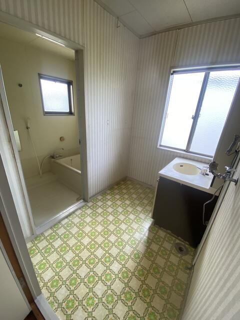 4DK Single-Story House for Sale in Buzen City, Fukuoka - Thumbnail 4