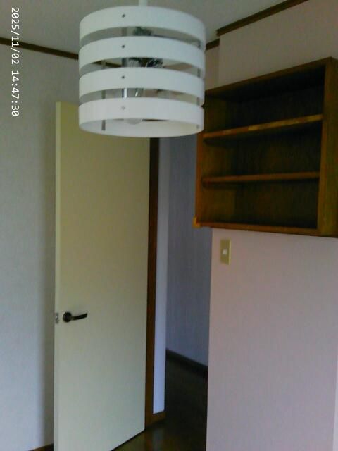 2K Apartment for Rent near Motoyama Station, Matsudo - Thumbnail 4